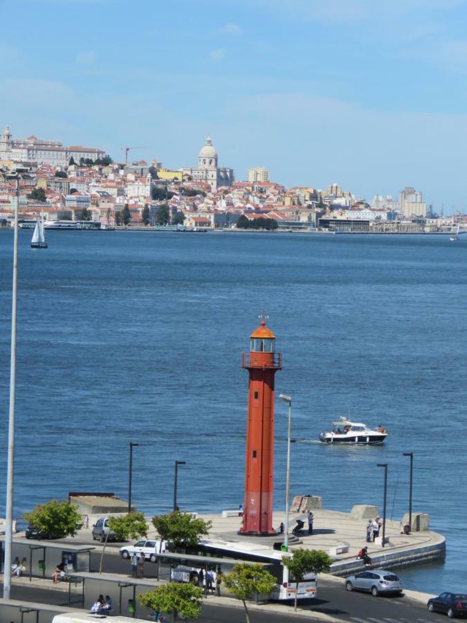 Tejo House River Lisbon Алмада Экстерьер фото